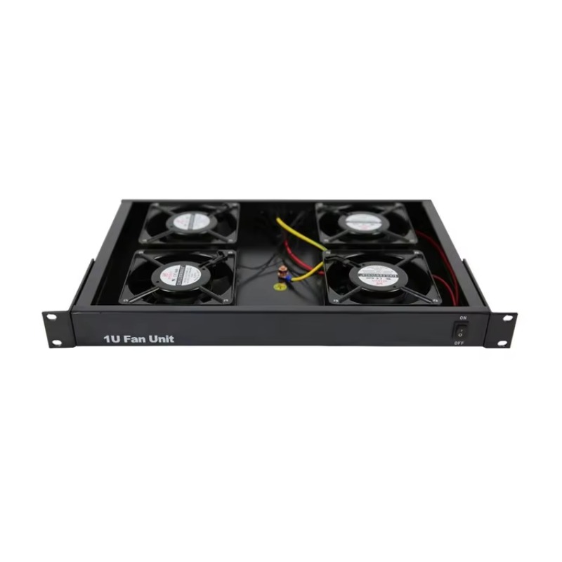 4-ventilator koelunit geschikt - Server Rack Shelf recensie en prijs
